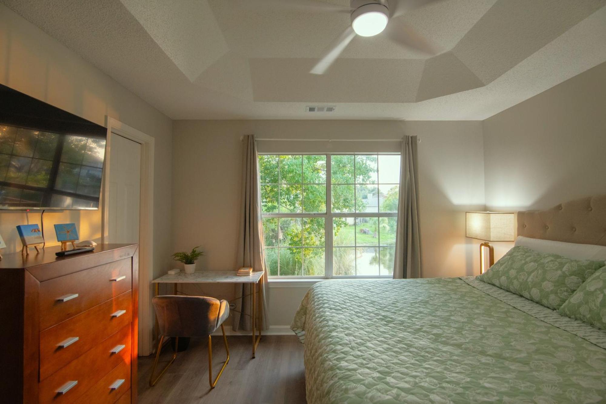 Savannah Lakefront Retreat Near Tybee Beach With King Bed And Free Parking Экстерьер фото